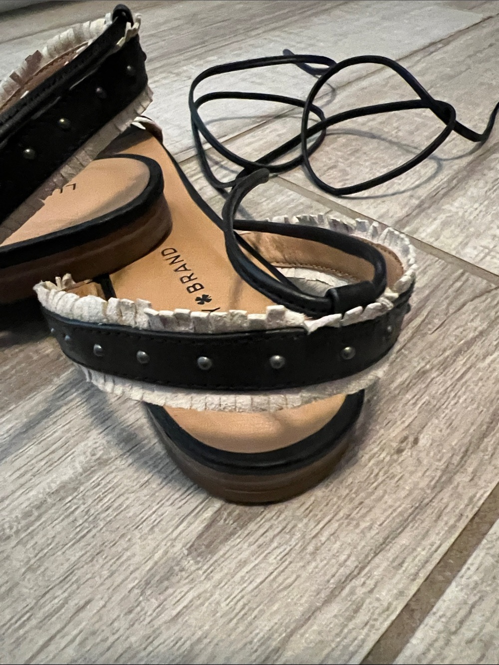 Lucky Brand Toree Leather Navy and Cream Ankle-Tie Strappy Flat Sandals - Picture 3 of 5